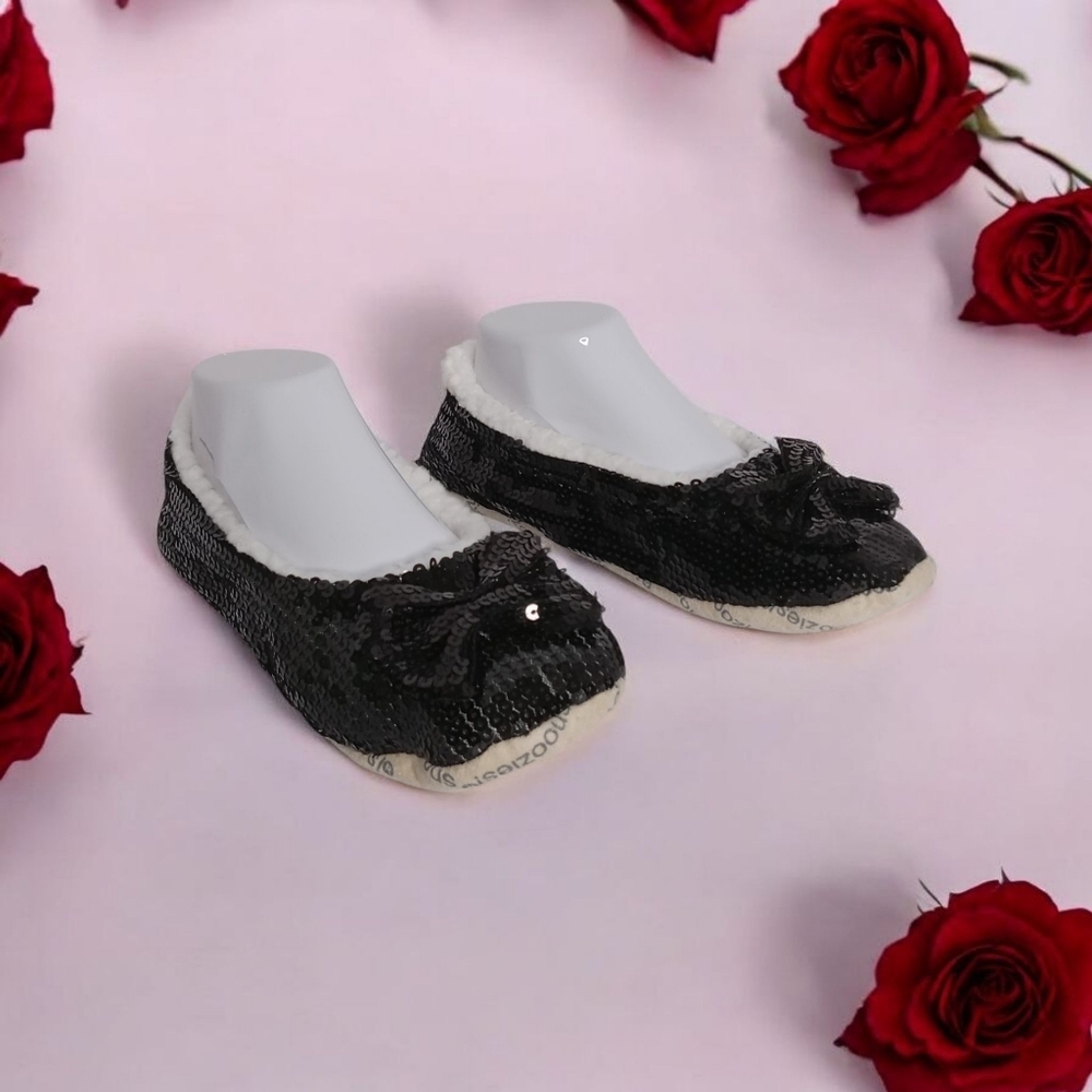 SNOOZIES SEQUIN SLIPPERS BLACK WOMENS SIZE MEDIUM SHOE SIZE 7-8 NWT - Picture 8 of 8
